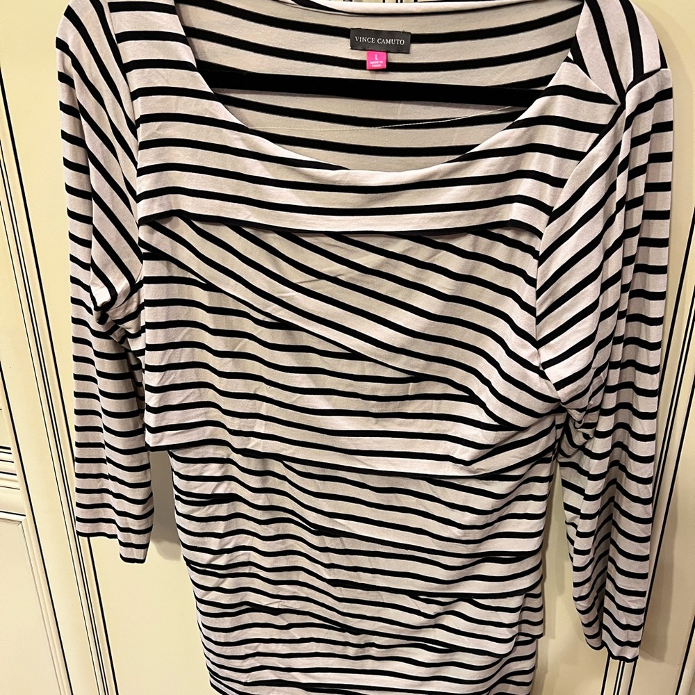 Vince Camuto Women's Long Sleeve Striped Top - Black and Cream